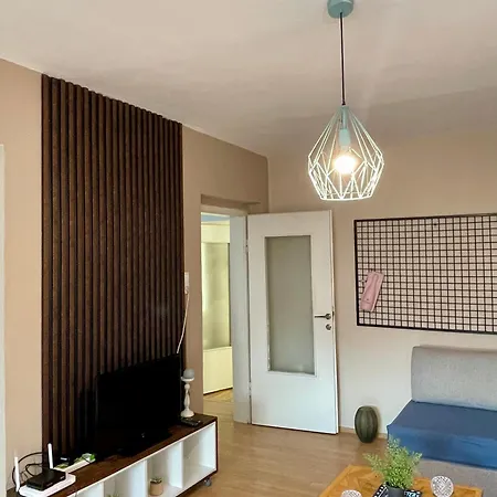 X 6 People Apartamento *